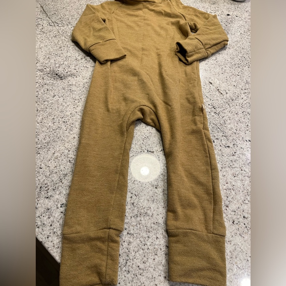 Childhoods Romper 4T - Picture 9 of 9